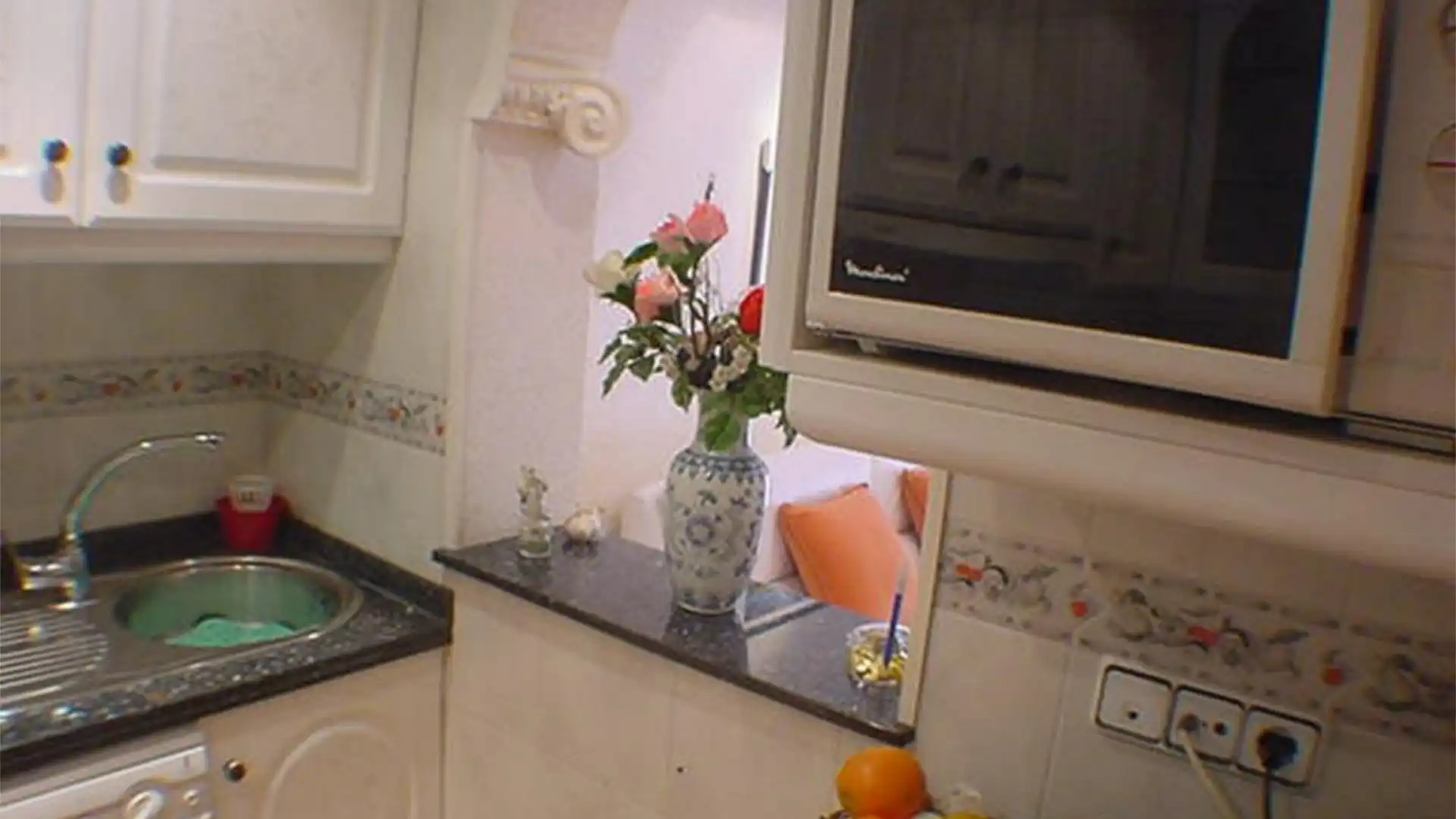 Apartamento en  Avenida del Doctor Orts Llorca 14 - Foto 6