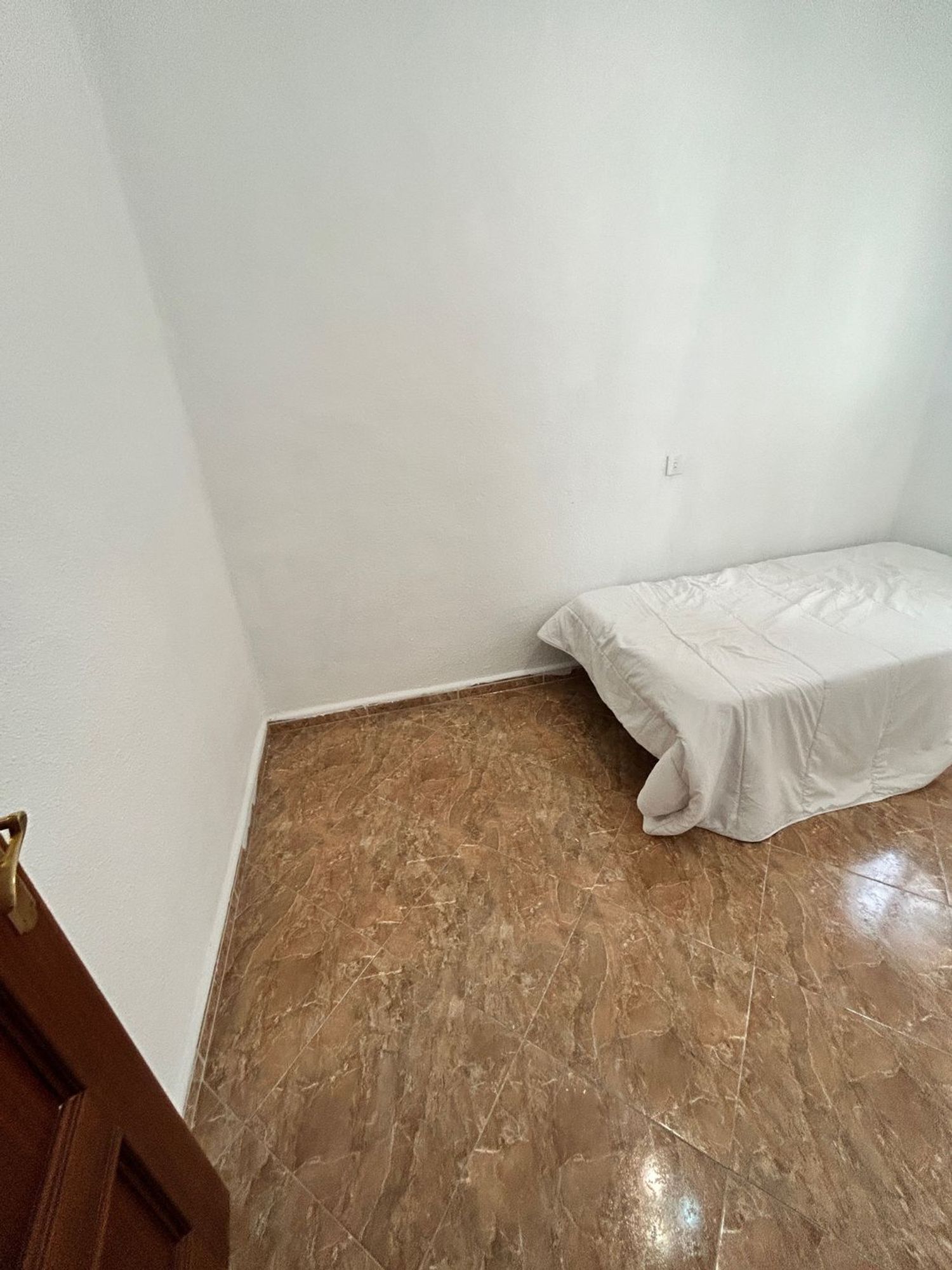 Alquiler de piso en Calle Arzobispo Guerrero, 15 - Foto 2