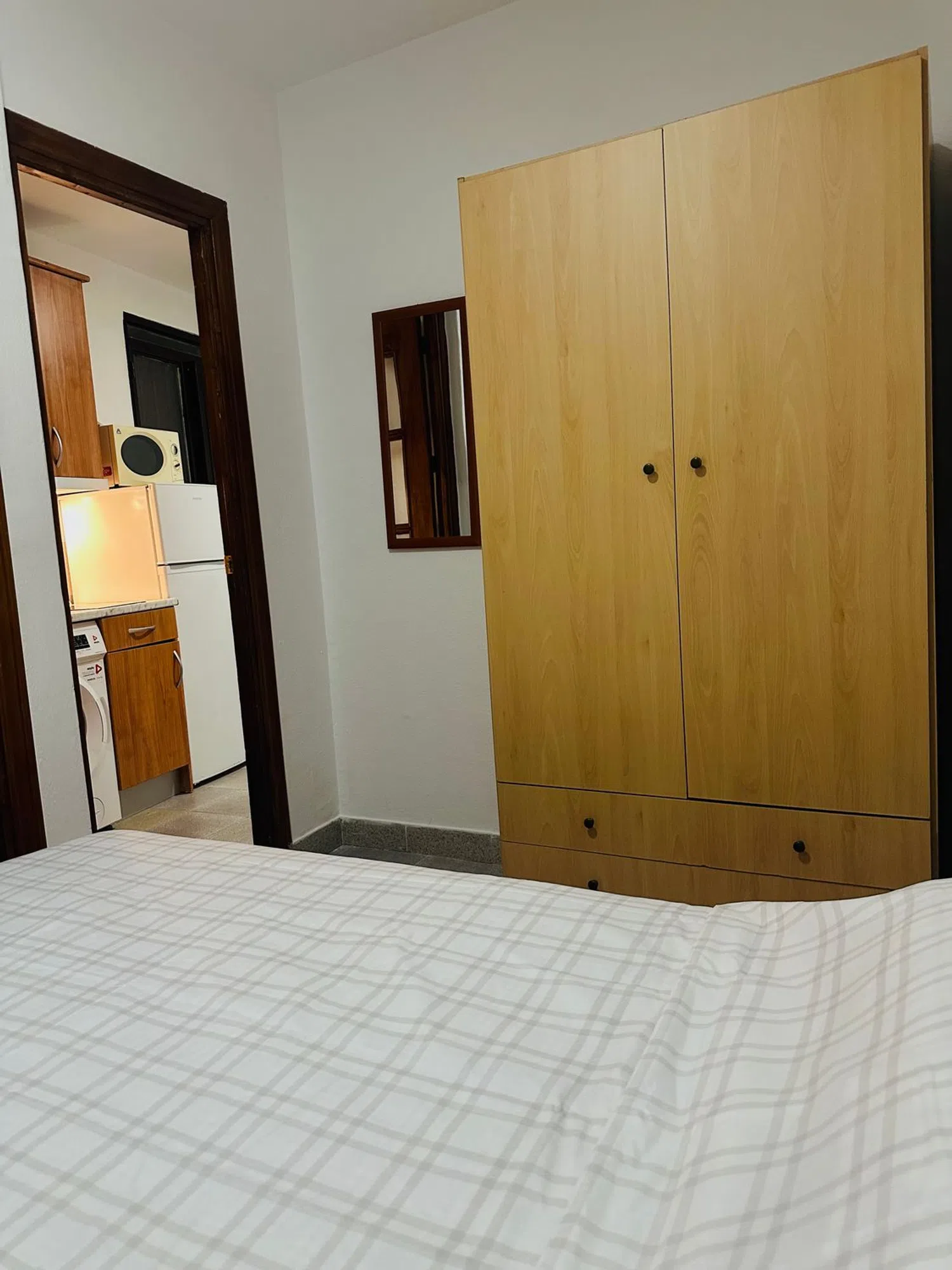 Estudio en calle Jesús y María, 10 - Foto 9