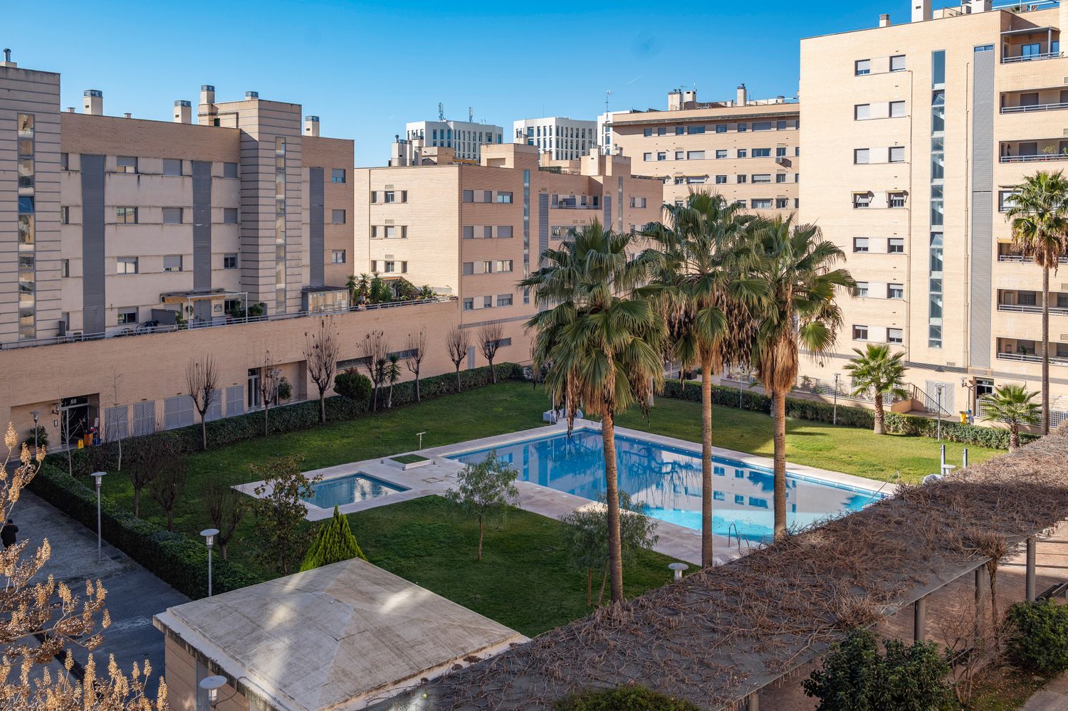 Piso en avenida de la Ilustración, 95 - Foto 1