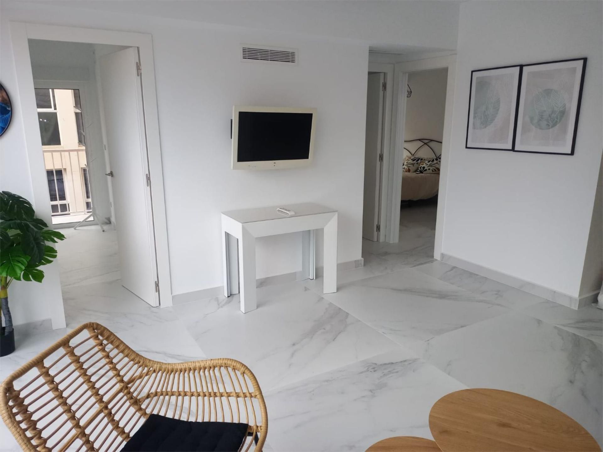 Piso en  Plaza Calvo Sotelo 3