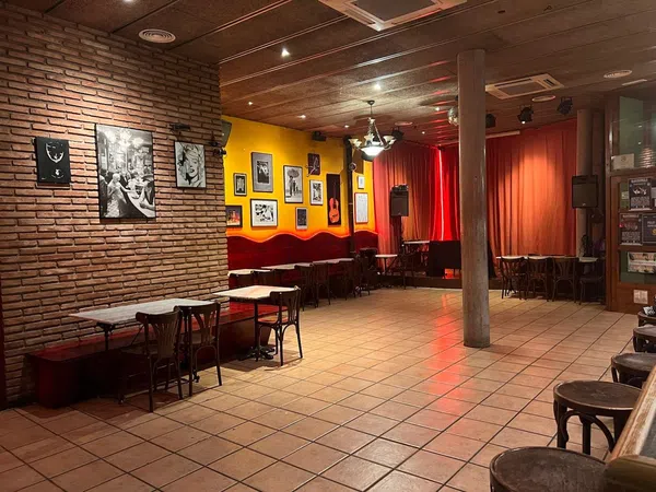 Bar de copas en traspaso en Calle del Pati del Gall, 11 - Foto 5