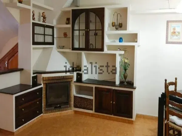 Chalet adosado en Avenida de l'Estany, 15 - Foto 3