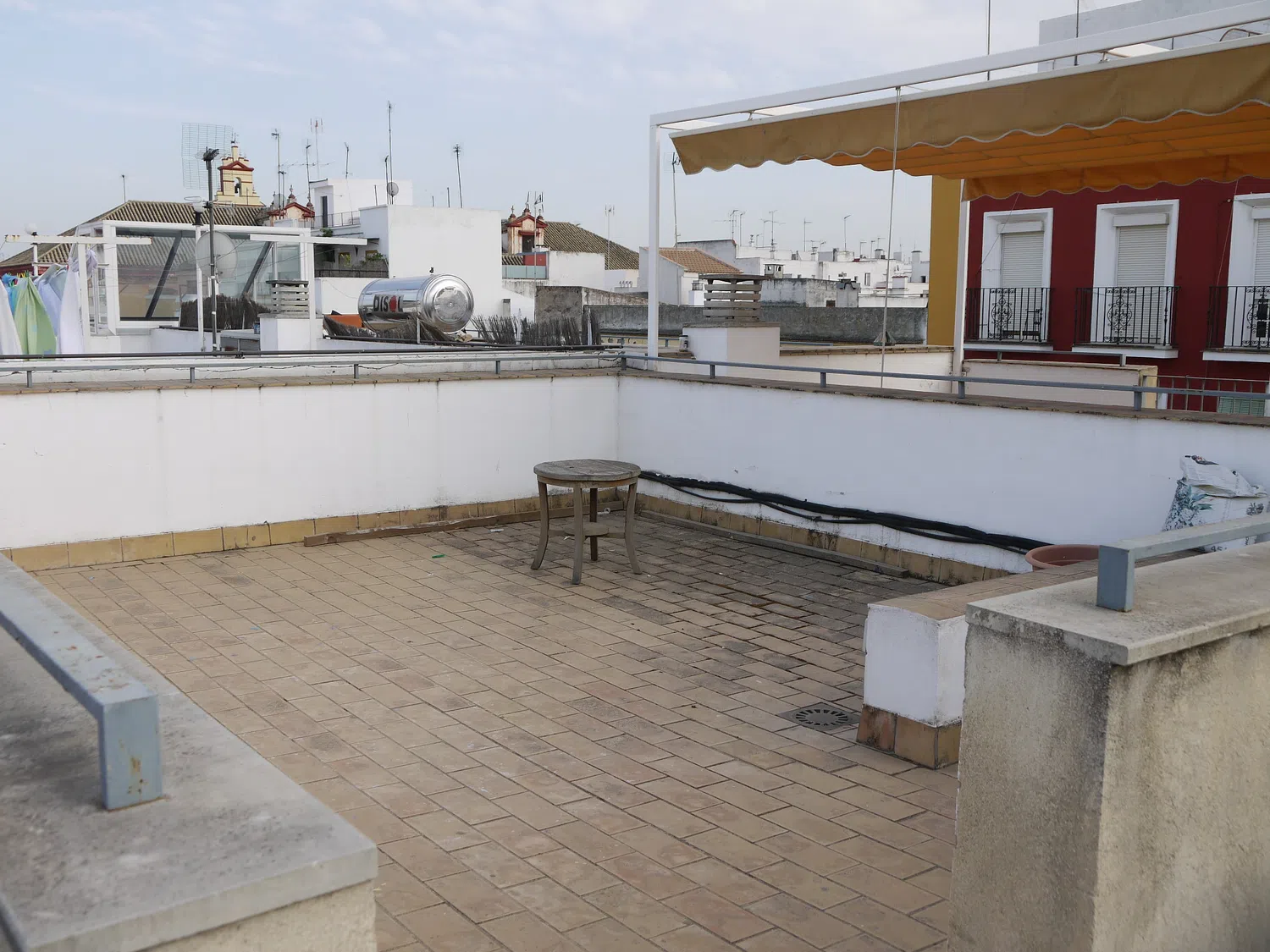 Piso en calle Juan Rabadán, 46 - Foto 2