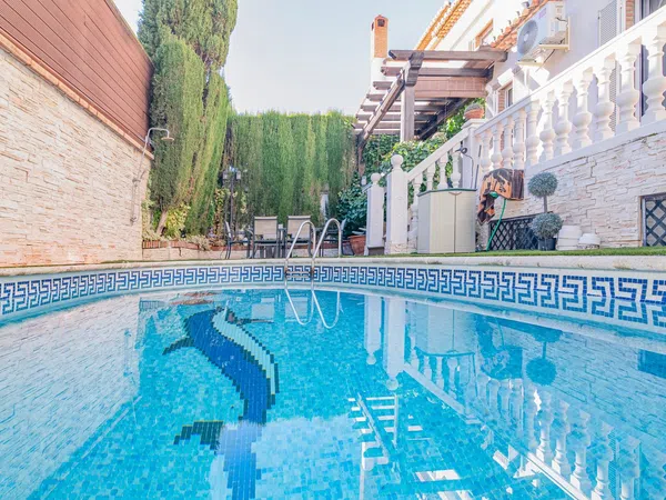 Chalet adosado en calle Isabel Barreto, 3 - Foto 2