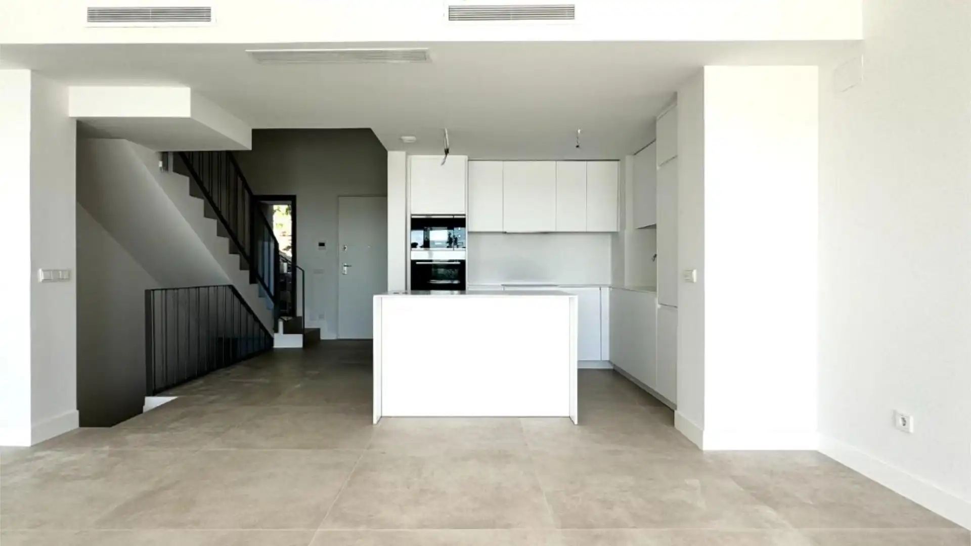 Casa adosada en  Calle Guarás 4 - Foto 27