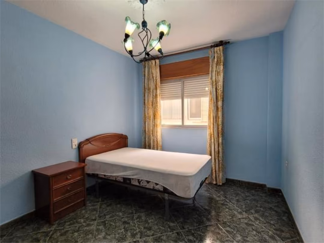 Piso en Avenida Blas de Otero - Foto 4