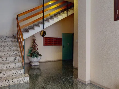 Piso en calle de Daroca, 10 -16