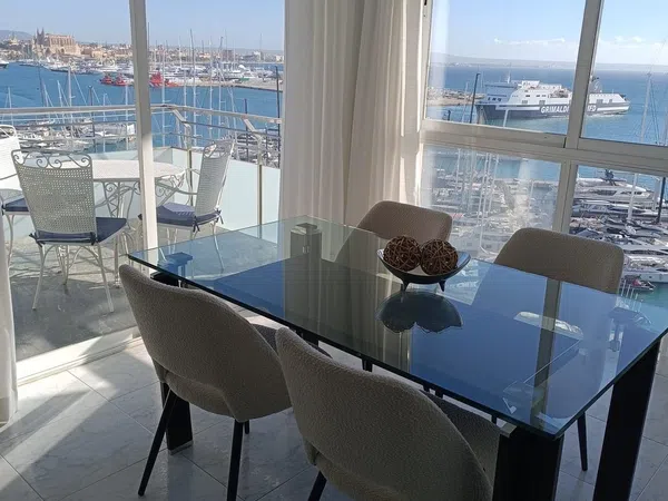 Piso en plaza Mediterrània, 4