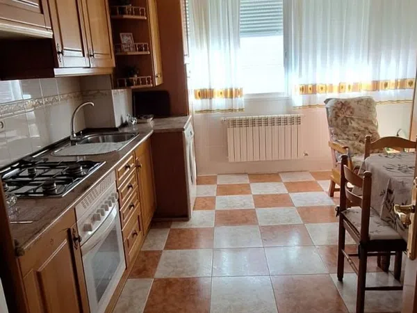 Piso en calle del Ebro, 11