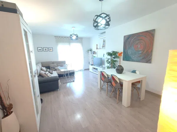 Piso en calle Poniente, 23