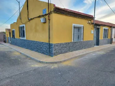 Chalet en  Calle de la Libertad 4 - Foto 1