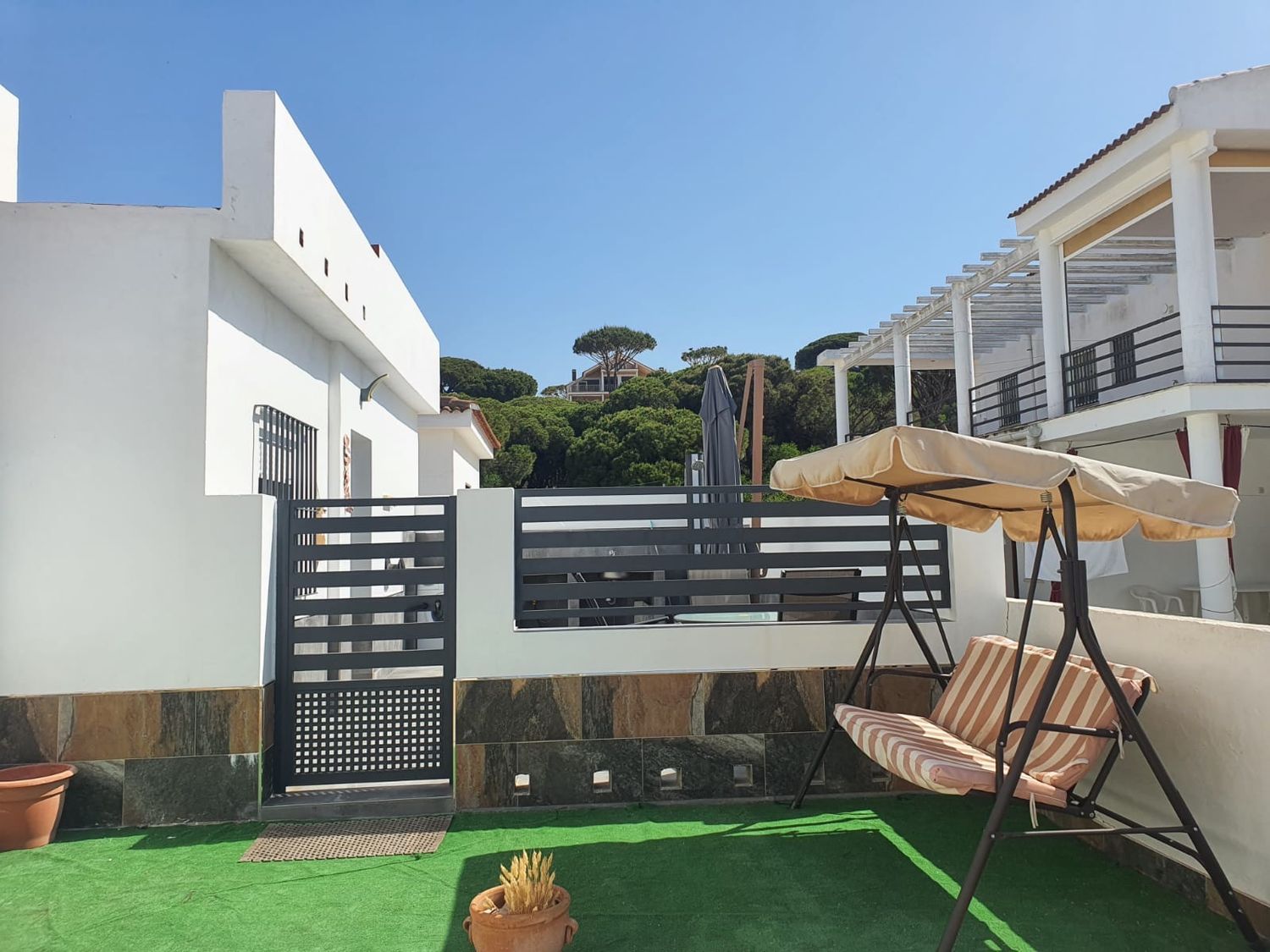 Chalet pareado en Avenida Conquistadores, 46 - Foto 4