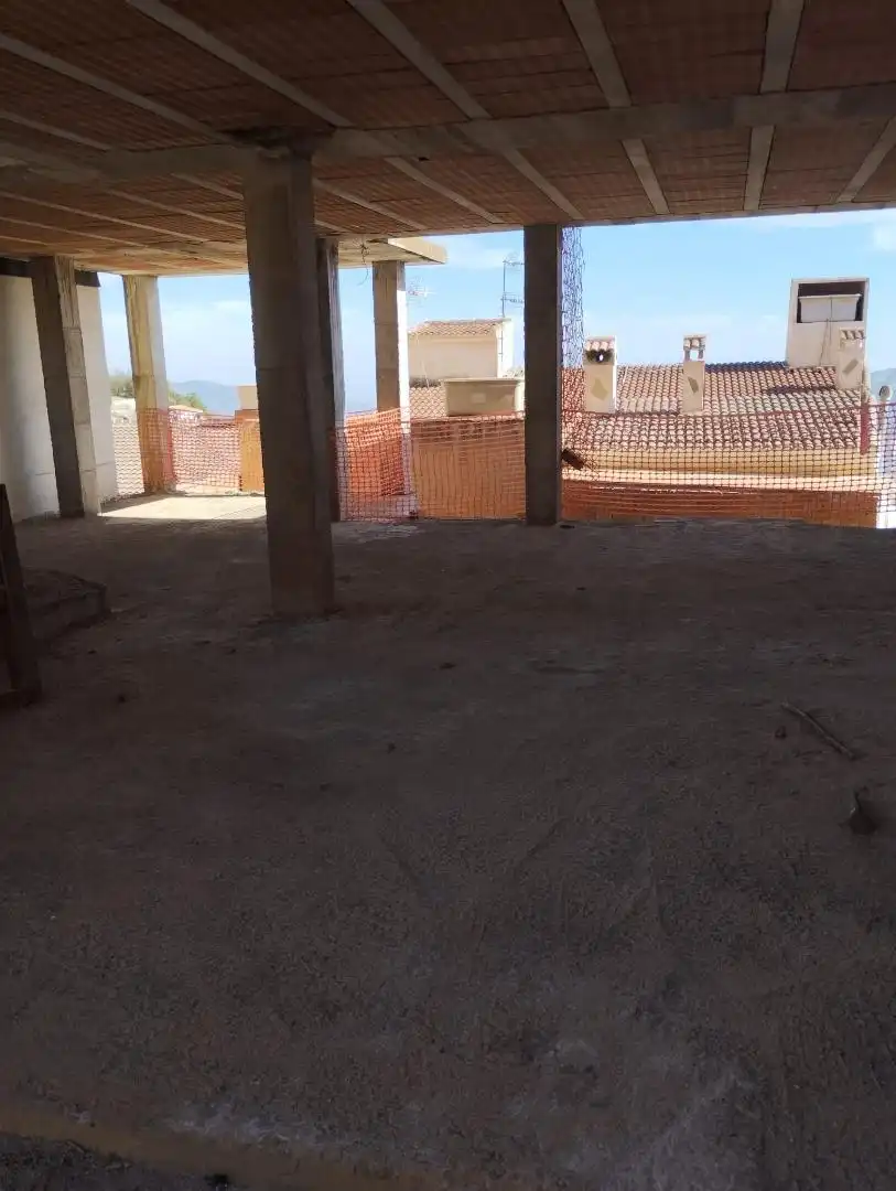 Casa adosada en  Calle Benamargosa 4 - Foto 3