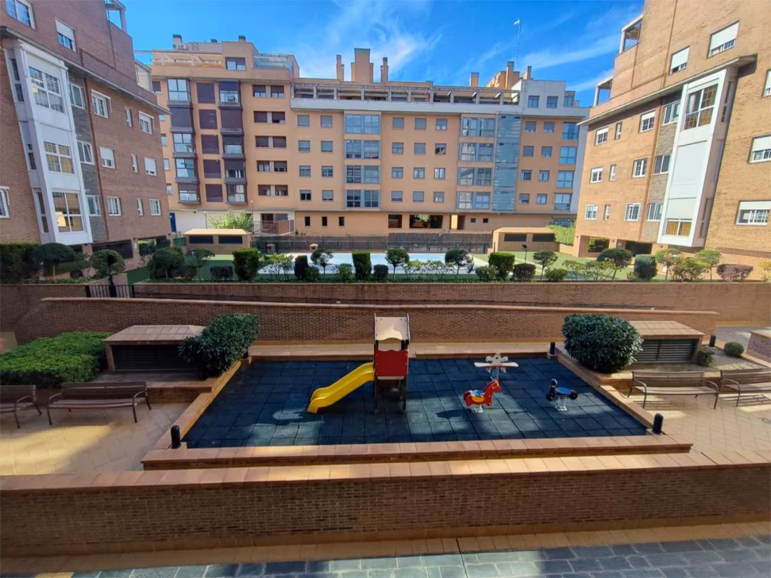 Piso en  Calle Cardenal Tavera 1