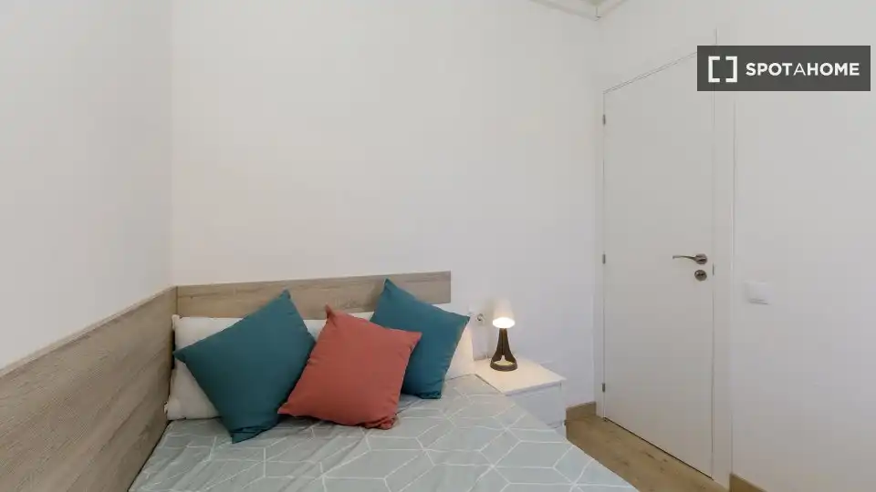 Piso en L'Hospitalet de Llobregat - Foto 6