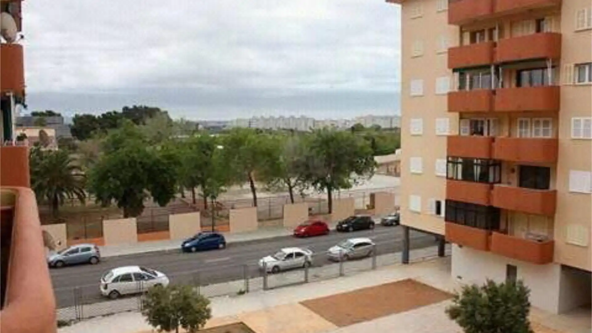 Piso en Nou Llevant - Foto 6