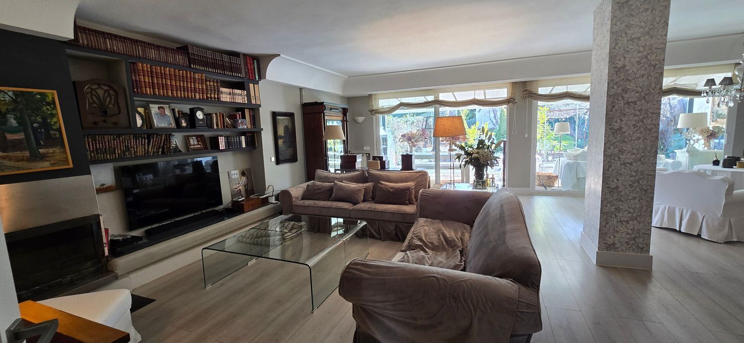 Chalet adosado en paseo de los Sauces, 8 - Foto 2