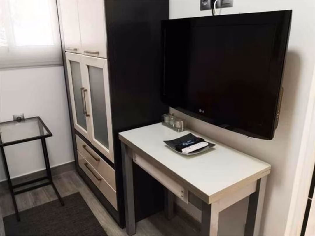 Estudio en Sevilla Este - Foto 2