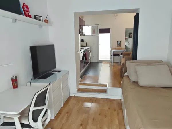 Piso en calle de Ilustración, 4