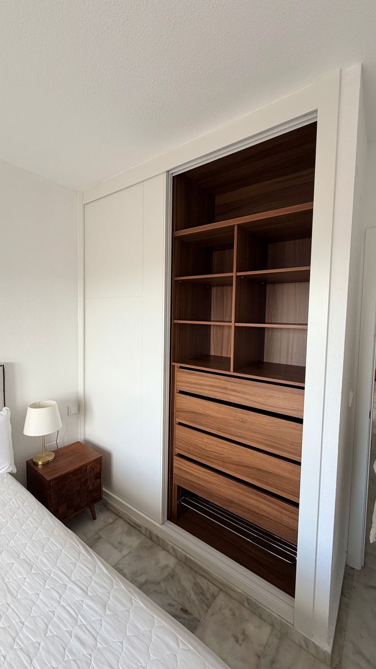 Piso en calle Guzmán el Bueno, 9 - Foto 10