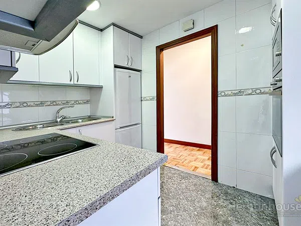 Piso en Avenida de Monforte de Lemos, La Paz - Foto 4