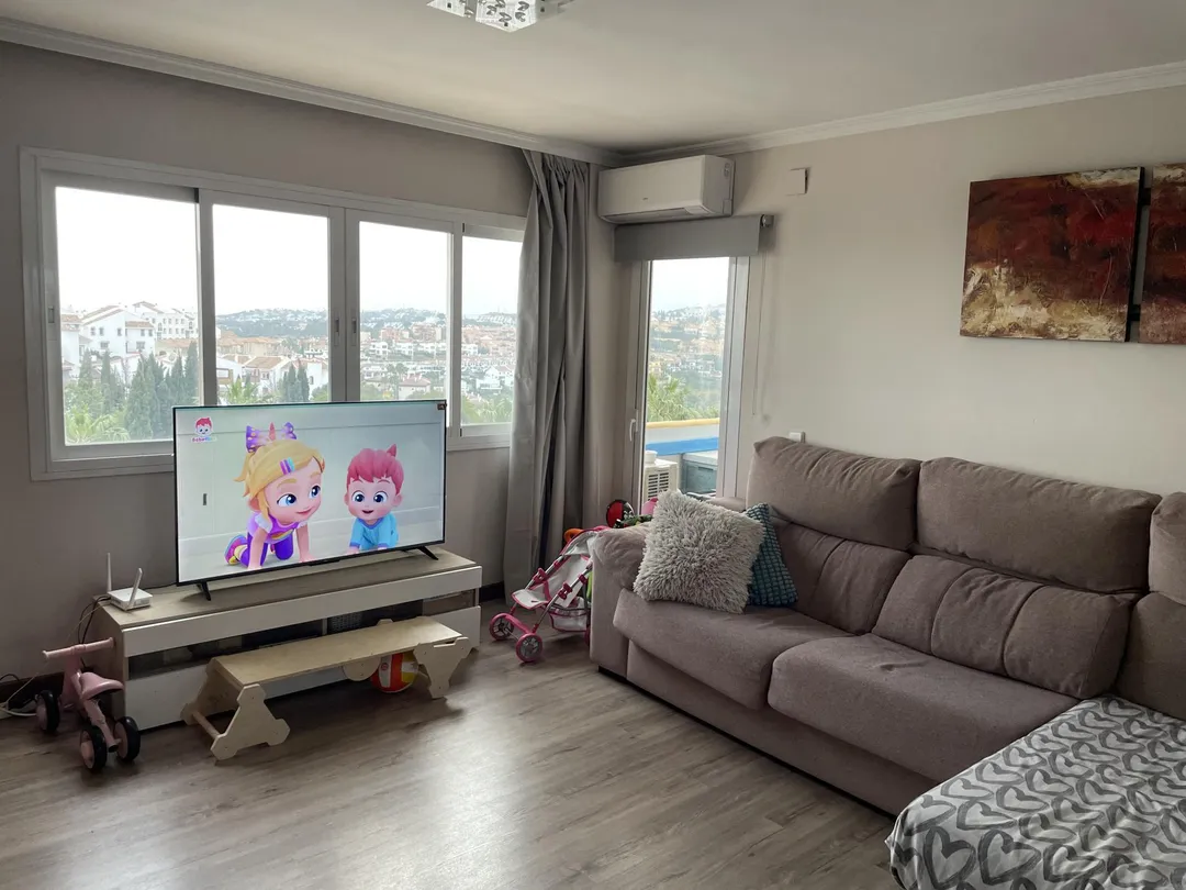 Piso en  Calle Urano 5