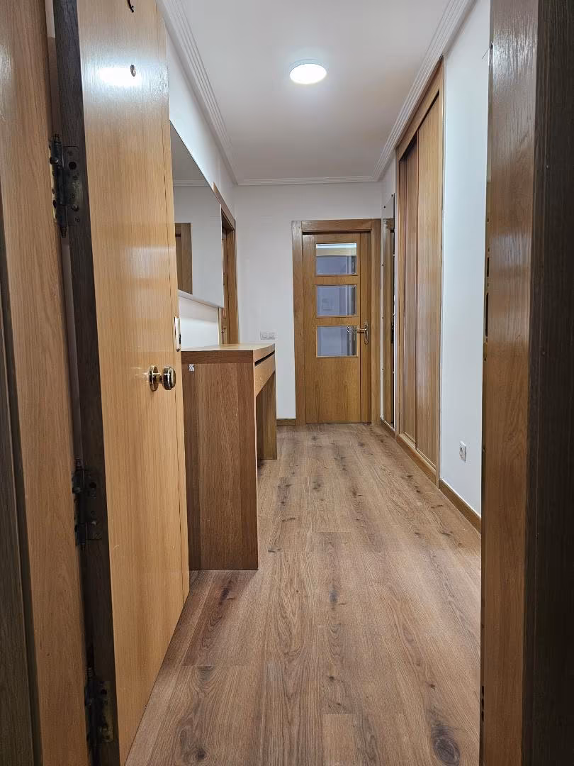 Piso en  Calle Doctor Alfonso Chiscano Díaz 8 - Foto 27