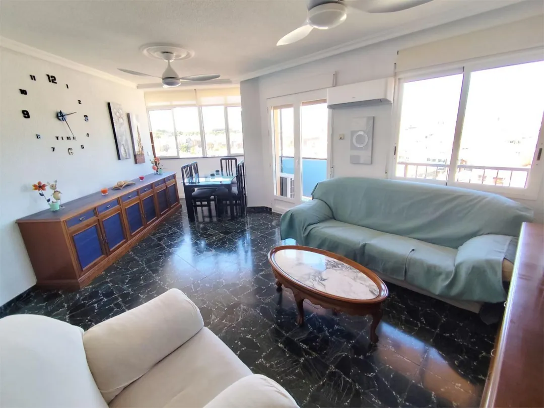 Piso en  Carrer de San Carlos 84 - Foto 2