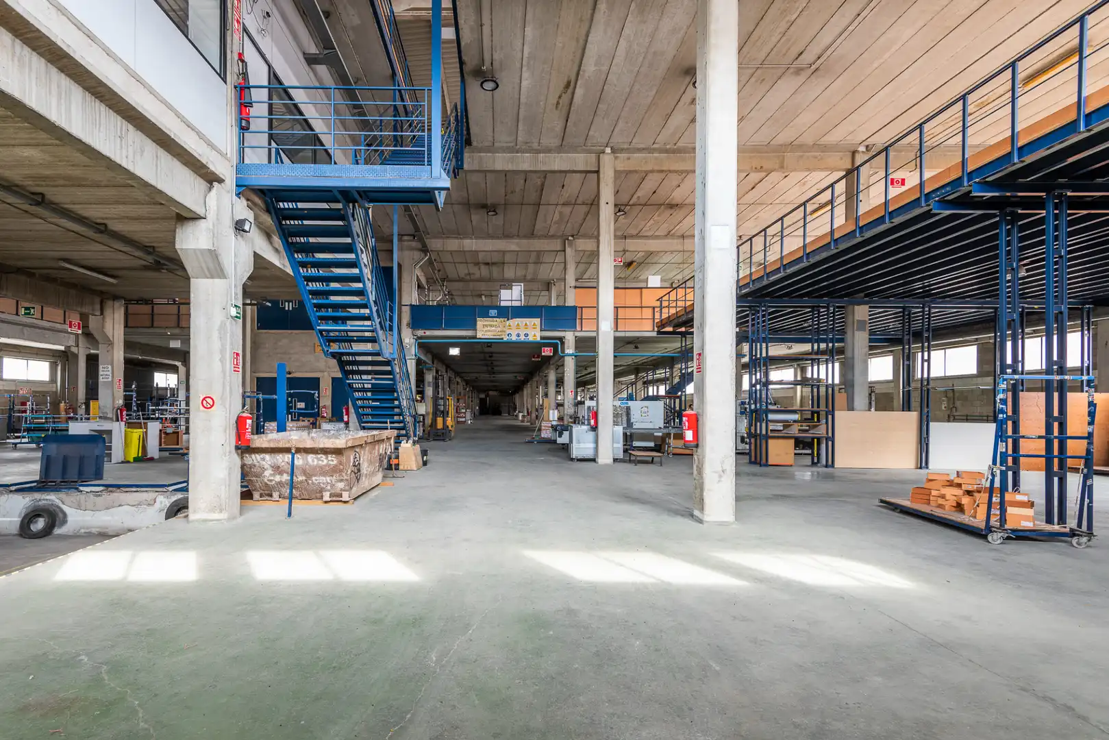 Local comercial en Cornellà de Llobregat - Foto 15