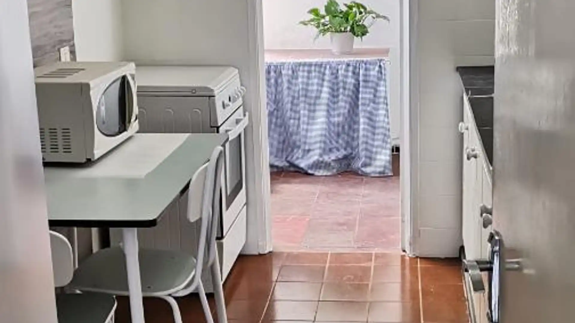 Piso en calle Calle Columbrete 10 - Foto 3