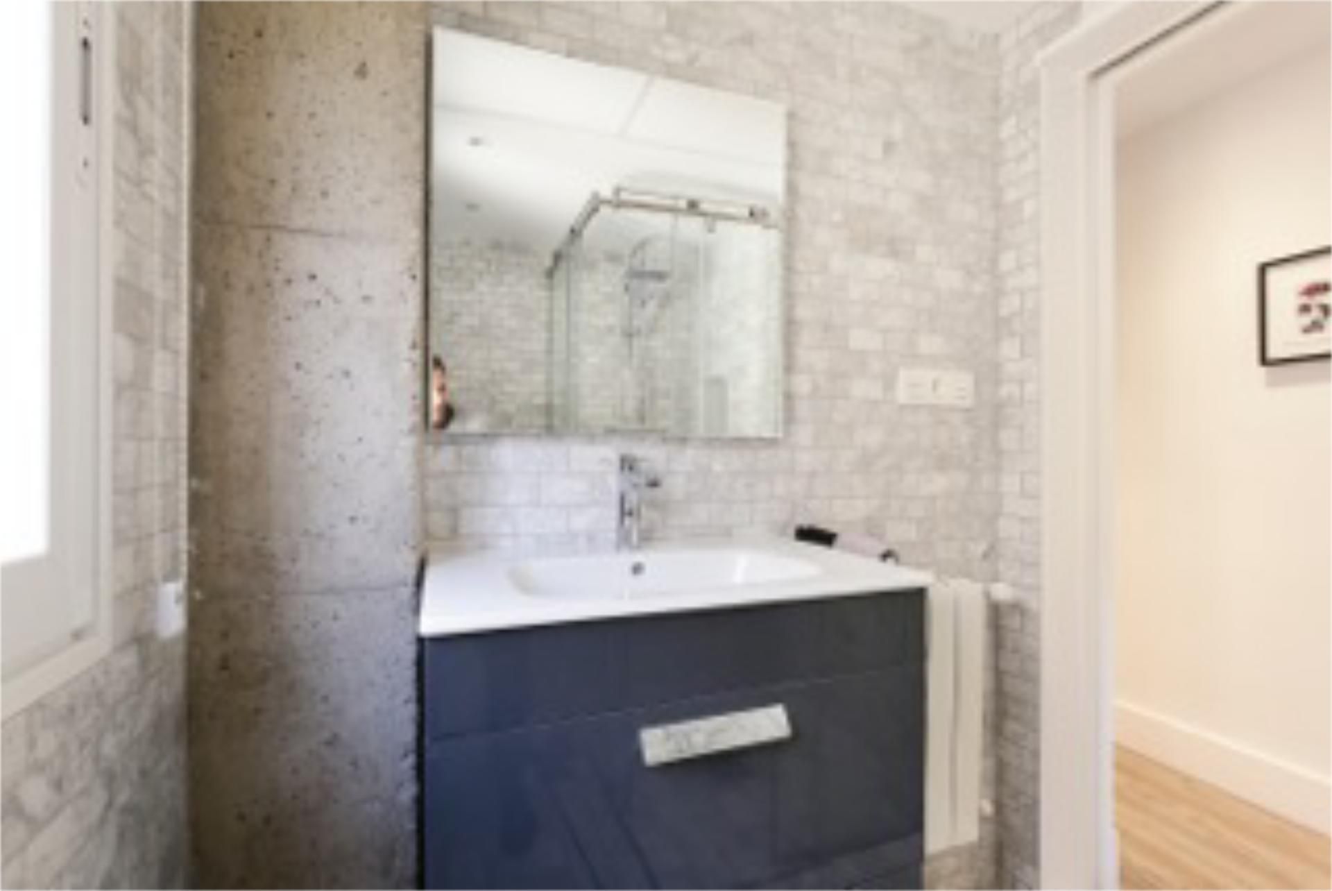 Piso en  Calle Recogidas 9-11 - Foto 2