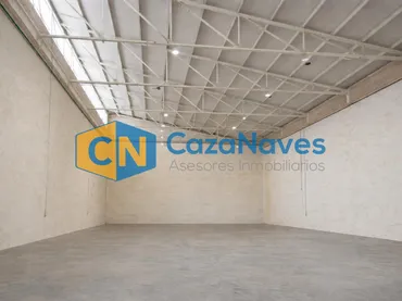 Nave Industrial en Alcorcón - Foto 1