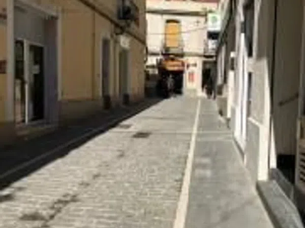 Tienda en traspaso en Calle de Xerric - Foto 3