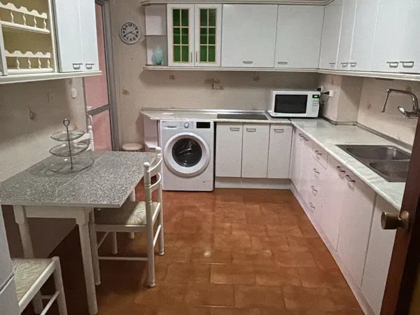 Piso en Calle Aristófanes, El Consul - El Romeral - Foto 1