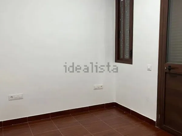 Piso en Calle Teniente Albornoz, 10 , Bajo 3 - Foto 5