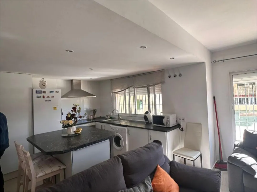 Piso en  Calle Ceuta 8 - Foto 8