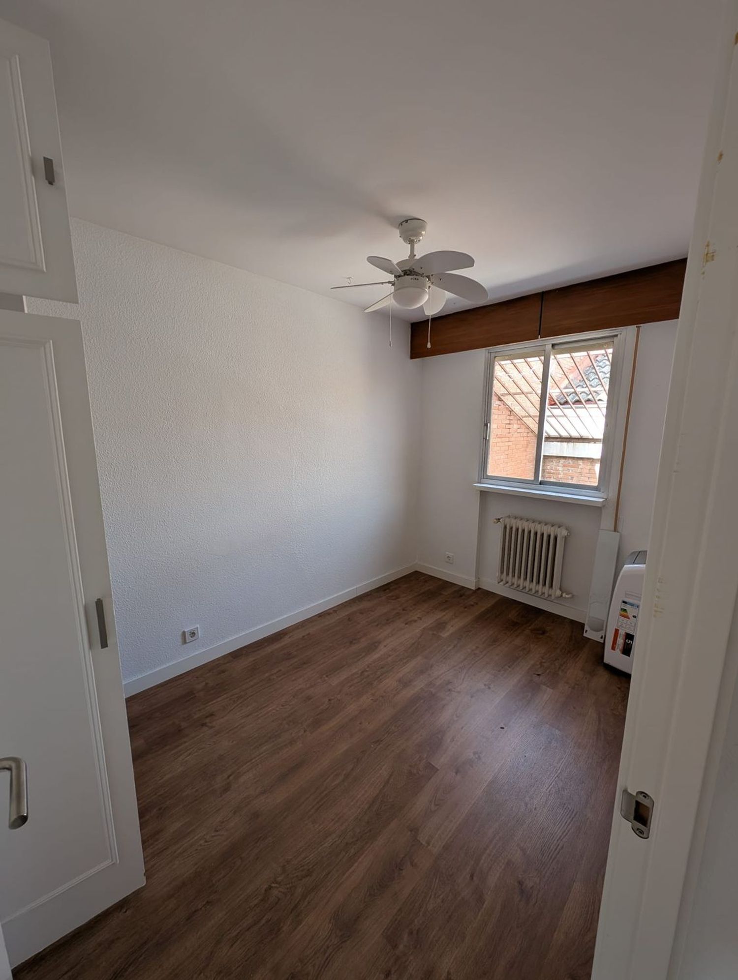 Chalet adosado en Barrio Salvador - Foto 8