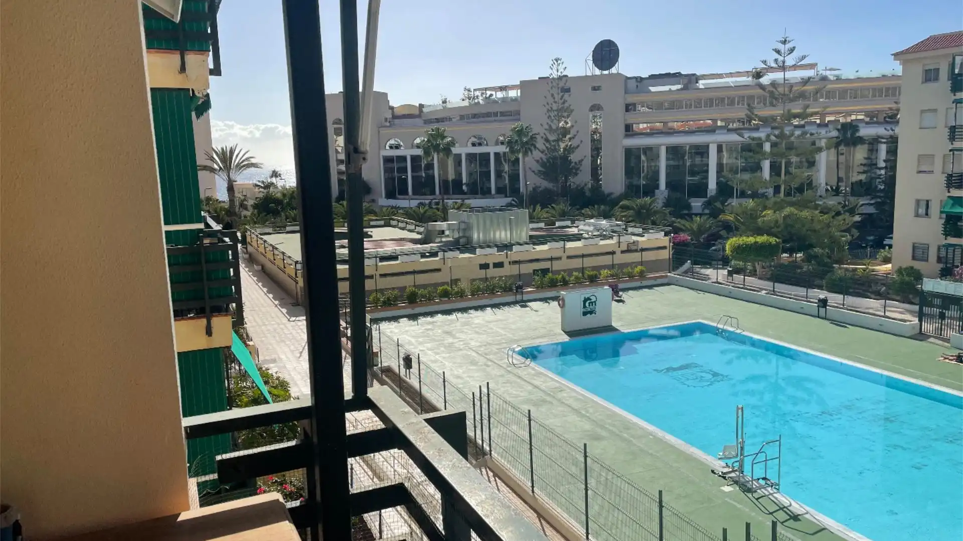 Piso en  Avenida Juan Carlos I 39 - Foto 2