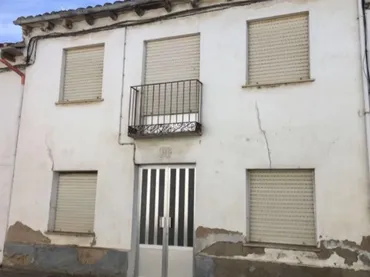 Casa adosada en  Calle Arija Merino 12 - Foto 1