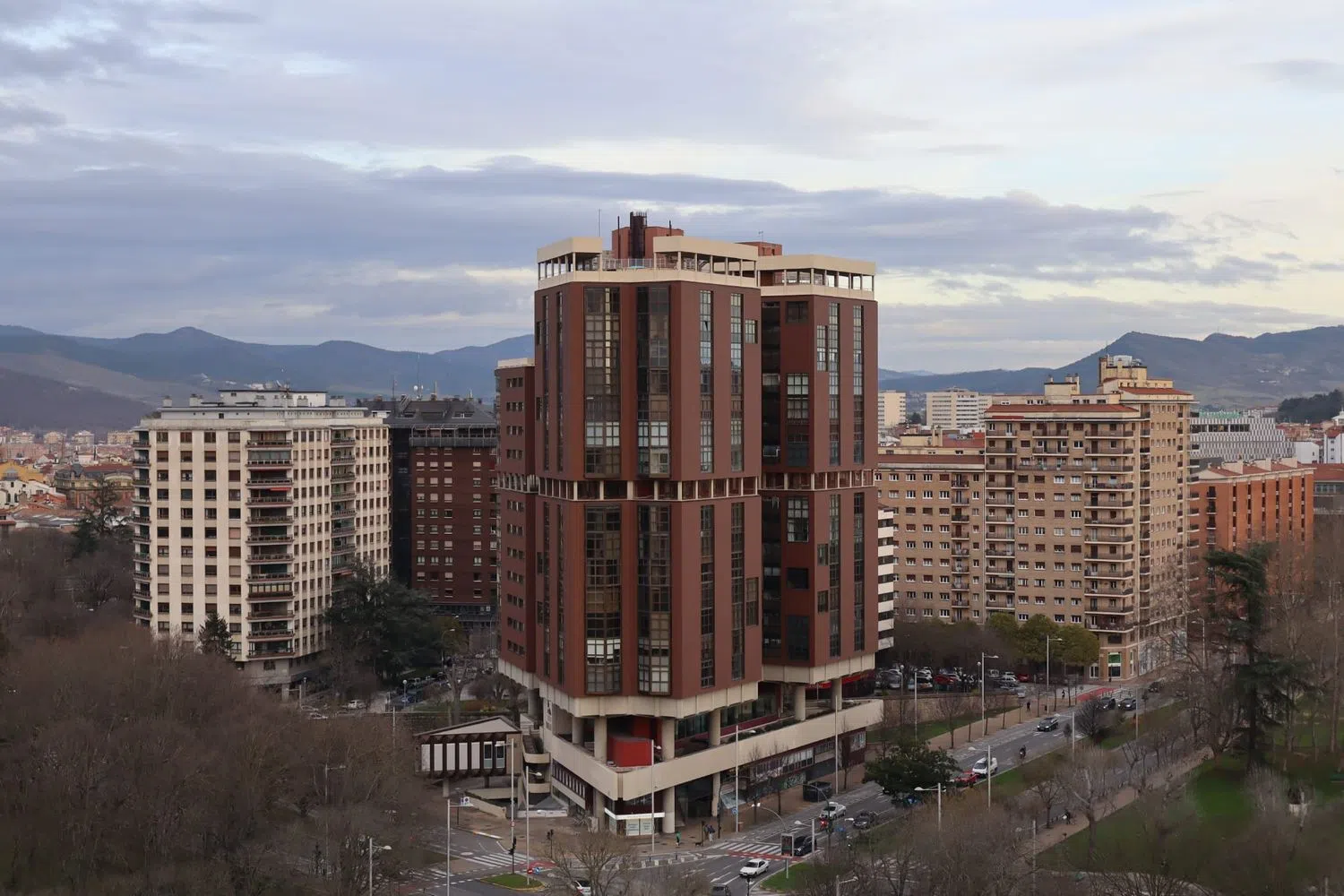 Piso en avenida de Pío Xii, 1 - Foto 1