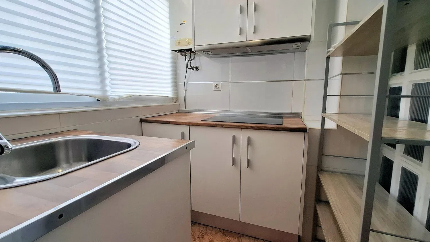 Piso en calle José María Valdenebro, 9 - Foto 5