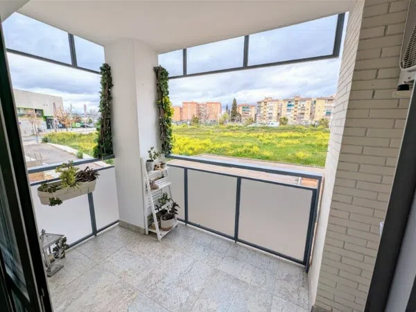 Piso en calle Santiago Rusiñol, 64 - Foto 2