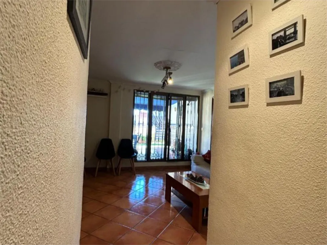 Piso en  Plaza Escritor Peña Aguayo 5 - Foto 2