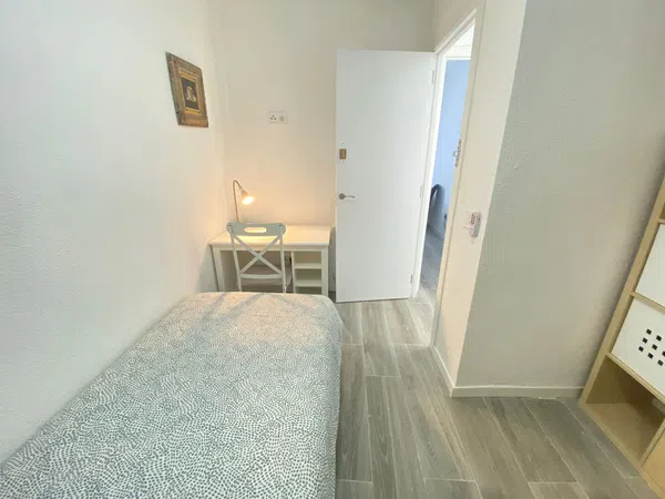 Piso en Calle de Topacio, 5, Los Rosales - Foto 2