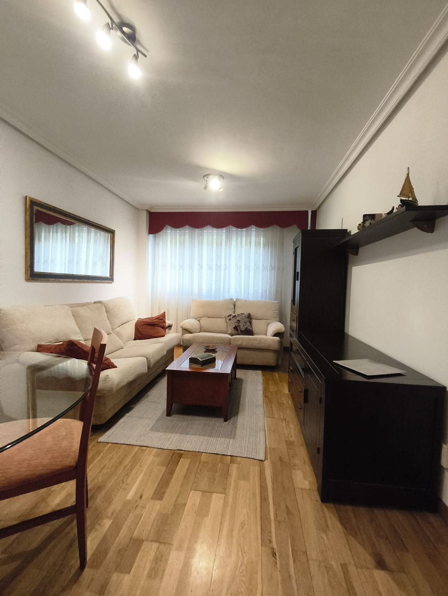 Piso en calle San Melchor García Sampedro, 60 - Foto 1