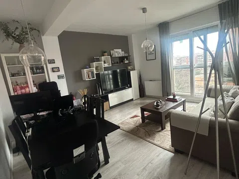 Piso en calle del Arroyo de la Media Legua, 63