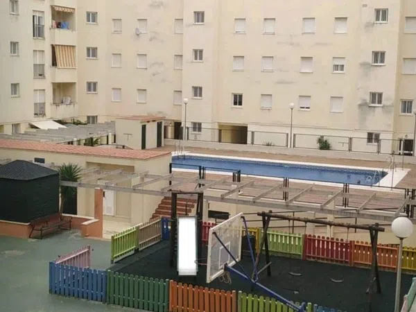 Piso en Avenida América urbanización Marina del carmen, 1, San Bernabé - Foto 1