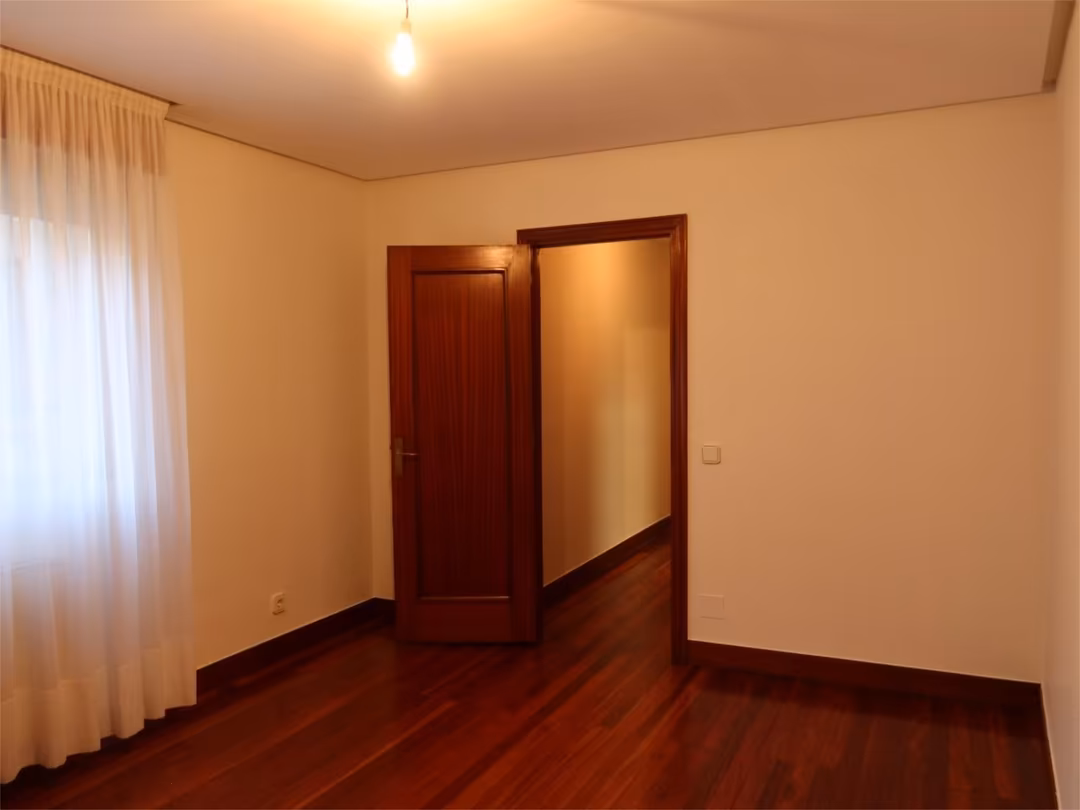 Piso en  Avenida de la Reina Victoria 39 - Foto 20