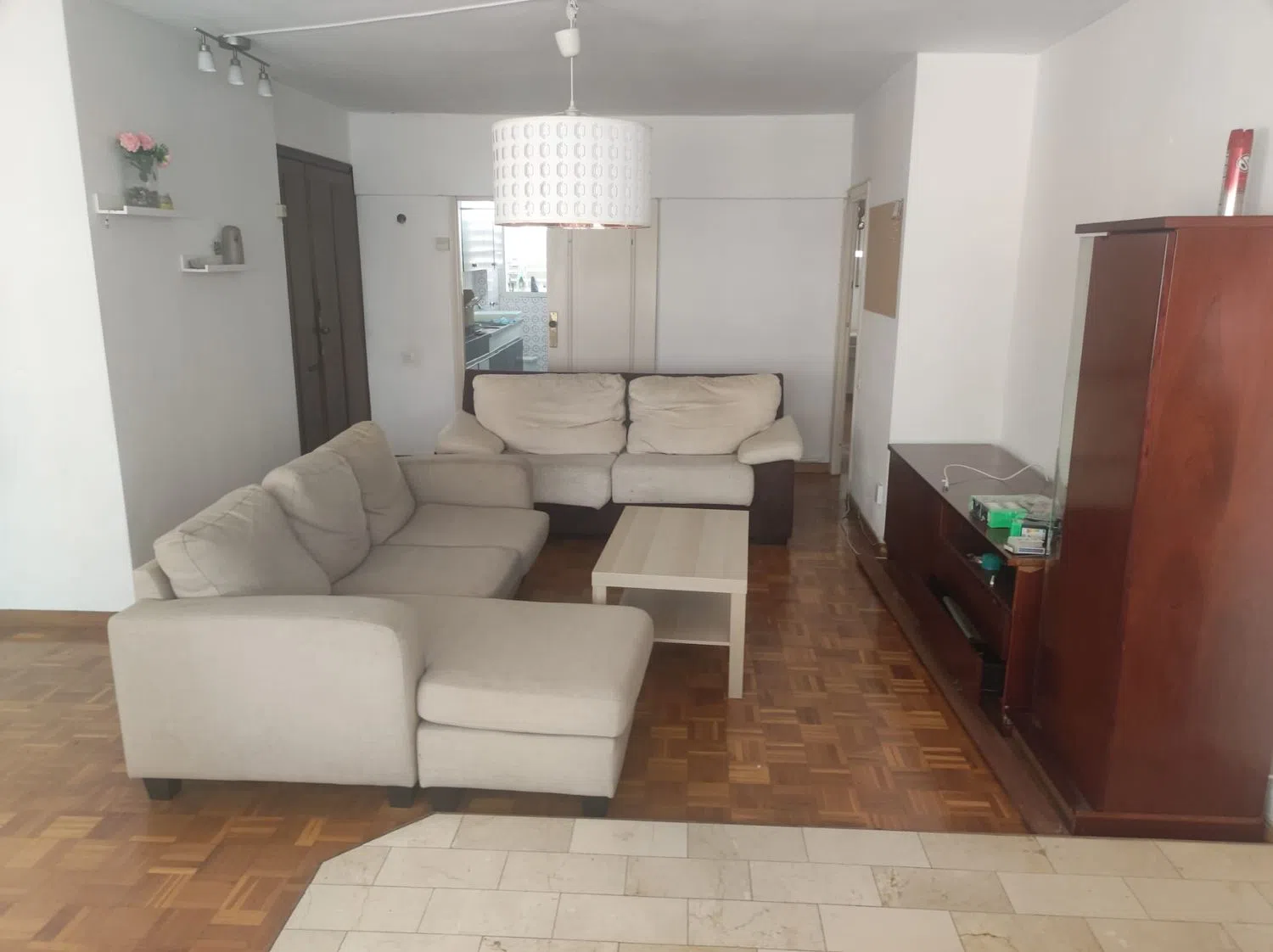 Piso en calle de València, 3